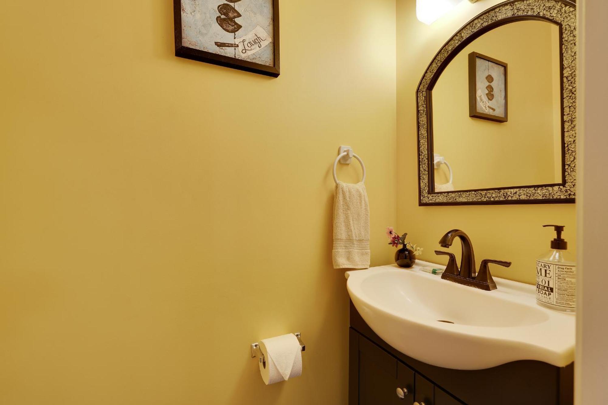 Zen Den - Pocono Lakefront With Hot Tub ! Pocono Summit Екстер'єр фото