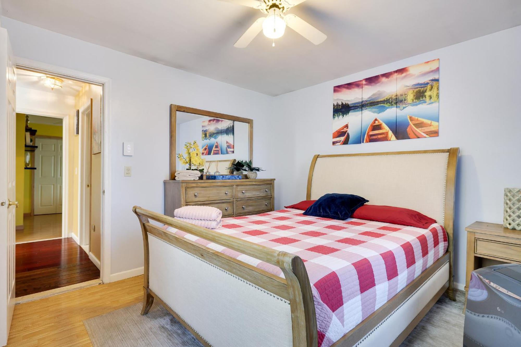 Zen Den - Pocono Lakefront With Hot Tub ! Pocono Summit Екстер'єр фото