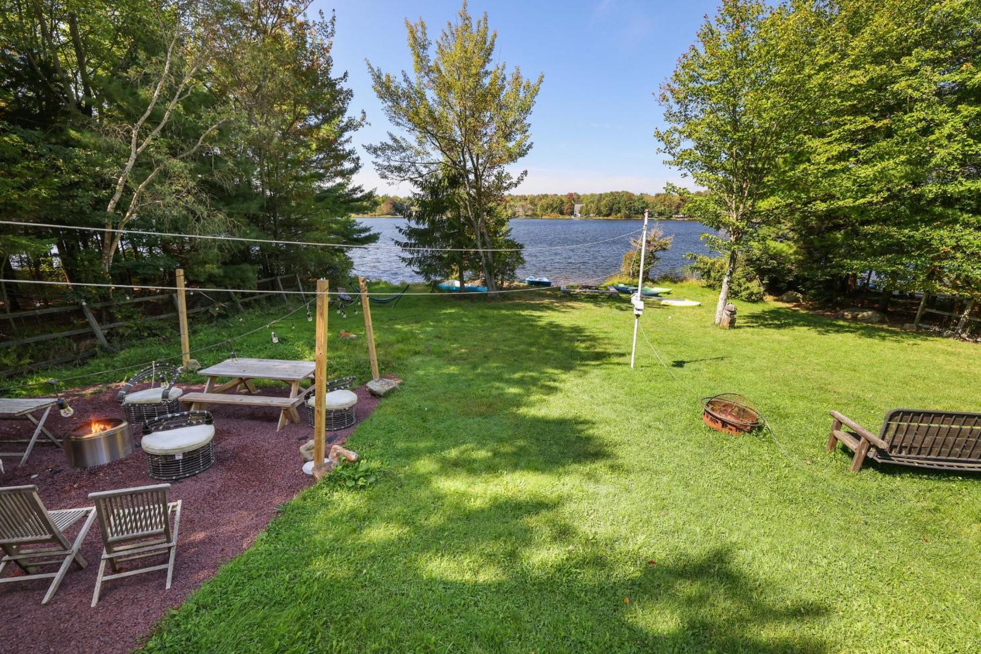Zen Den - Pocono Lakefront With Hot Tub ! Pocono Summit Екстер'єр фото